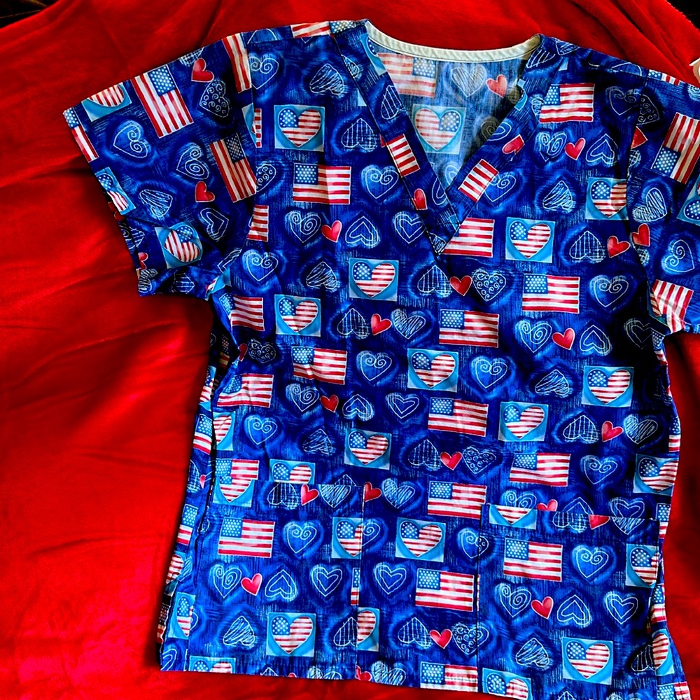 🇺🇸Patriotic Flag Women’s Scrub Top🇺🇸